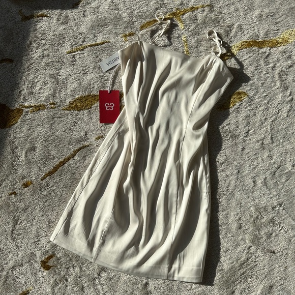 Aritzia Fits size Xs-S Aritzia Perfect Silky Mini Dress - Picture 2 of 10